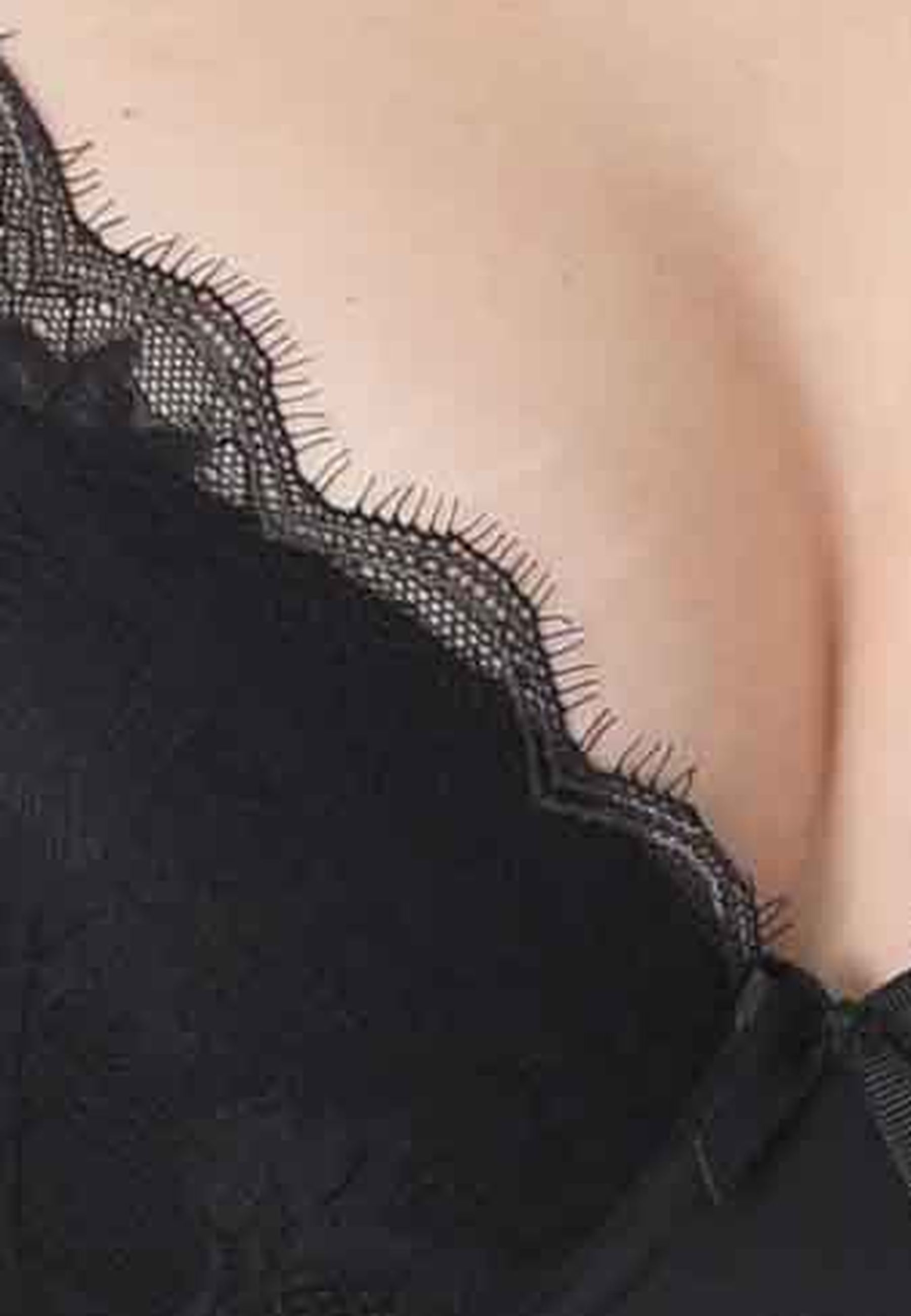 Push Up-BH Eyelash Lace 24561 Detail 1