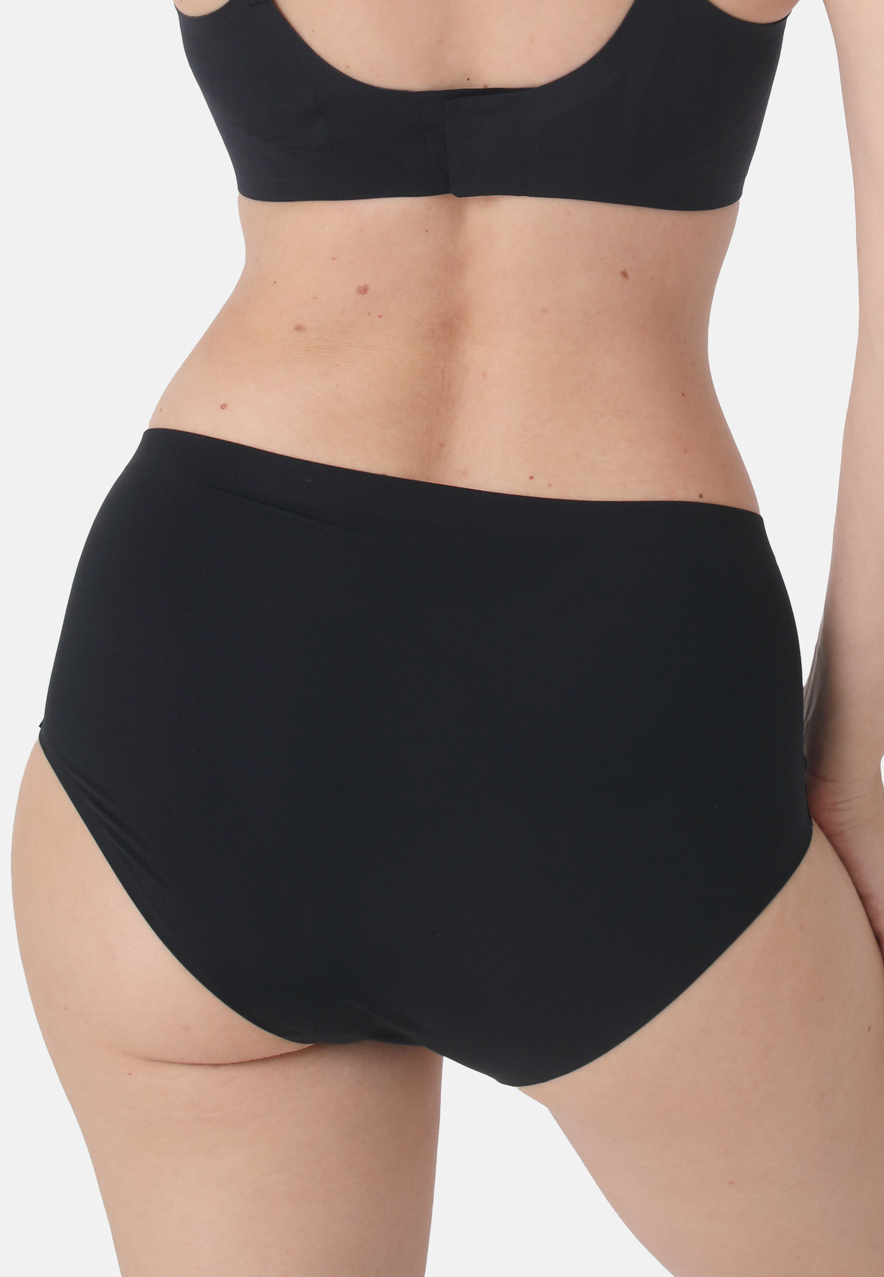 Fühl dich rundum wohl mit diesem Slip! Die extra hohe Taillenhöhe bietet dir optimalen Sitz und angenehmen Komfort. Bonded Micro 48393 Rückseite