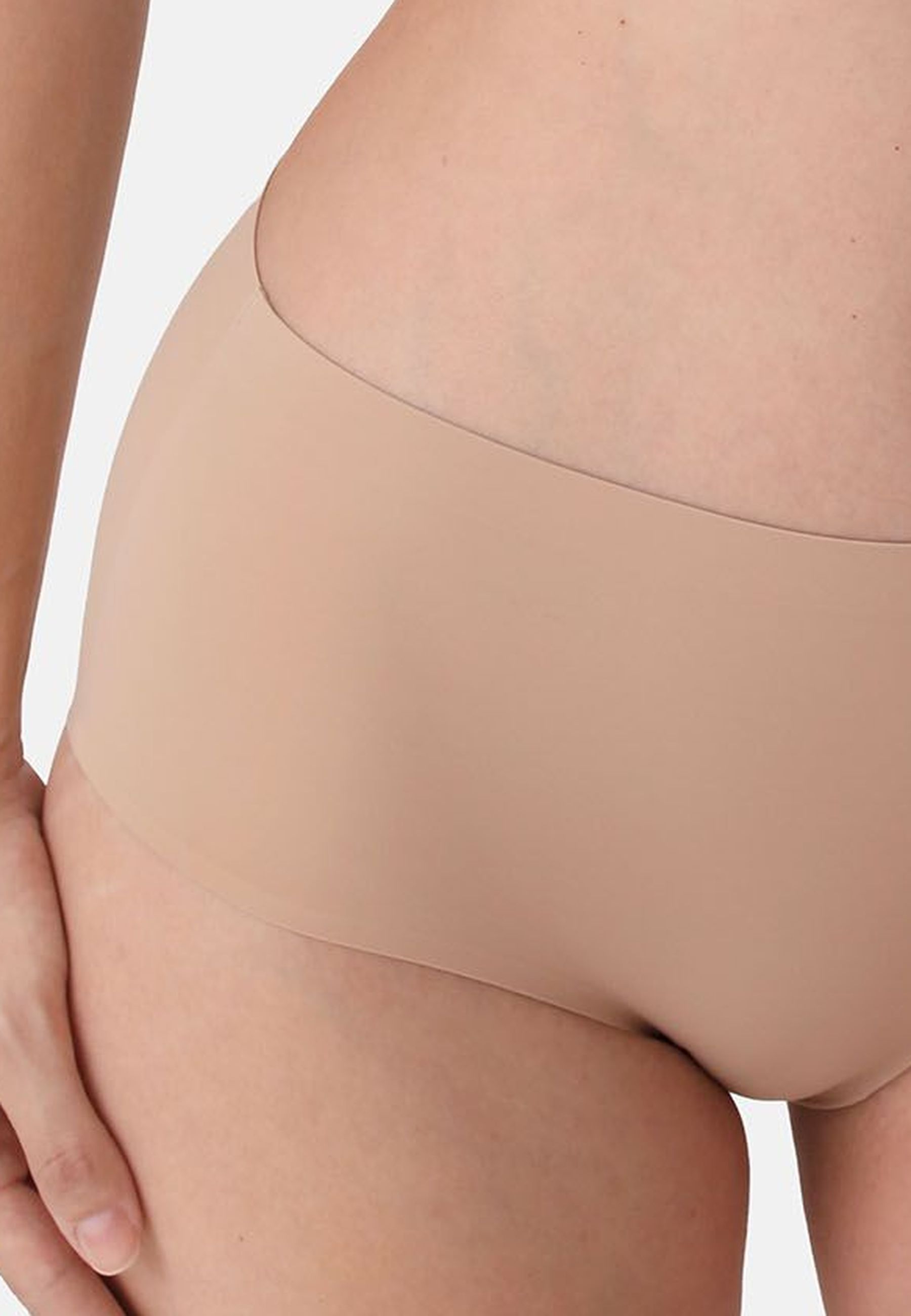 Fühl dich rundum wohl mit diesem Slip! Die extra hohe Taillenhöhe bietet dir optimalen Sitz und angenehmen Komfort. Bonded Micro 48393 Detail 1