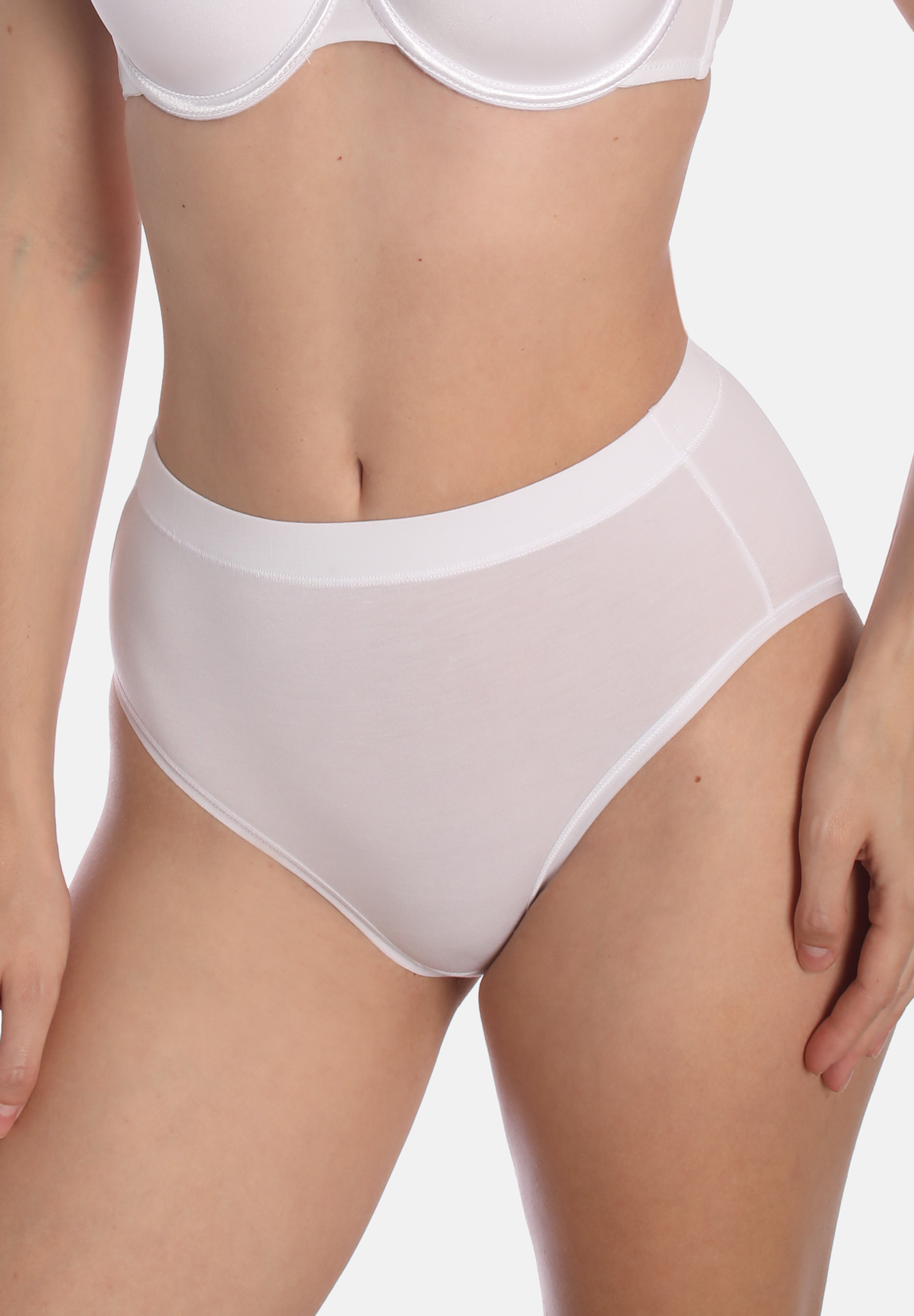 45297100_front_cropped 45297S50000038 - weiß