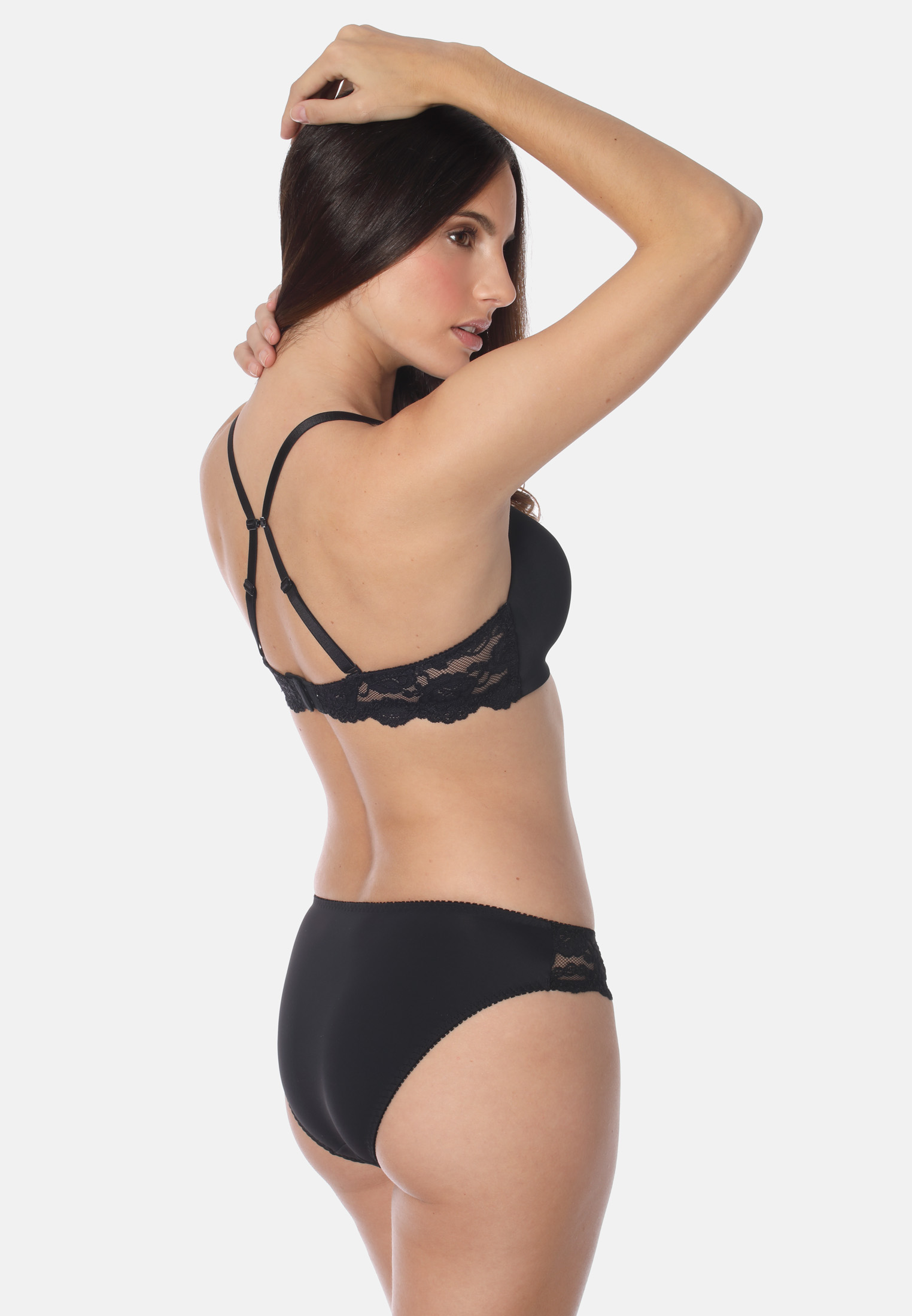 Bequemer Soft-BH mit vorgeformter Cupeinlage aus Mikrofaser in seamless Optik und einem Rücken aus hochwertiger Spitze. Durch den Haken im Rücken ist der  BH auch als Ringerrücken BH tragbar.Soft-BHMit vorgeformter CupeinlageSeamless OptikRücken aus hochw