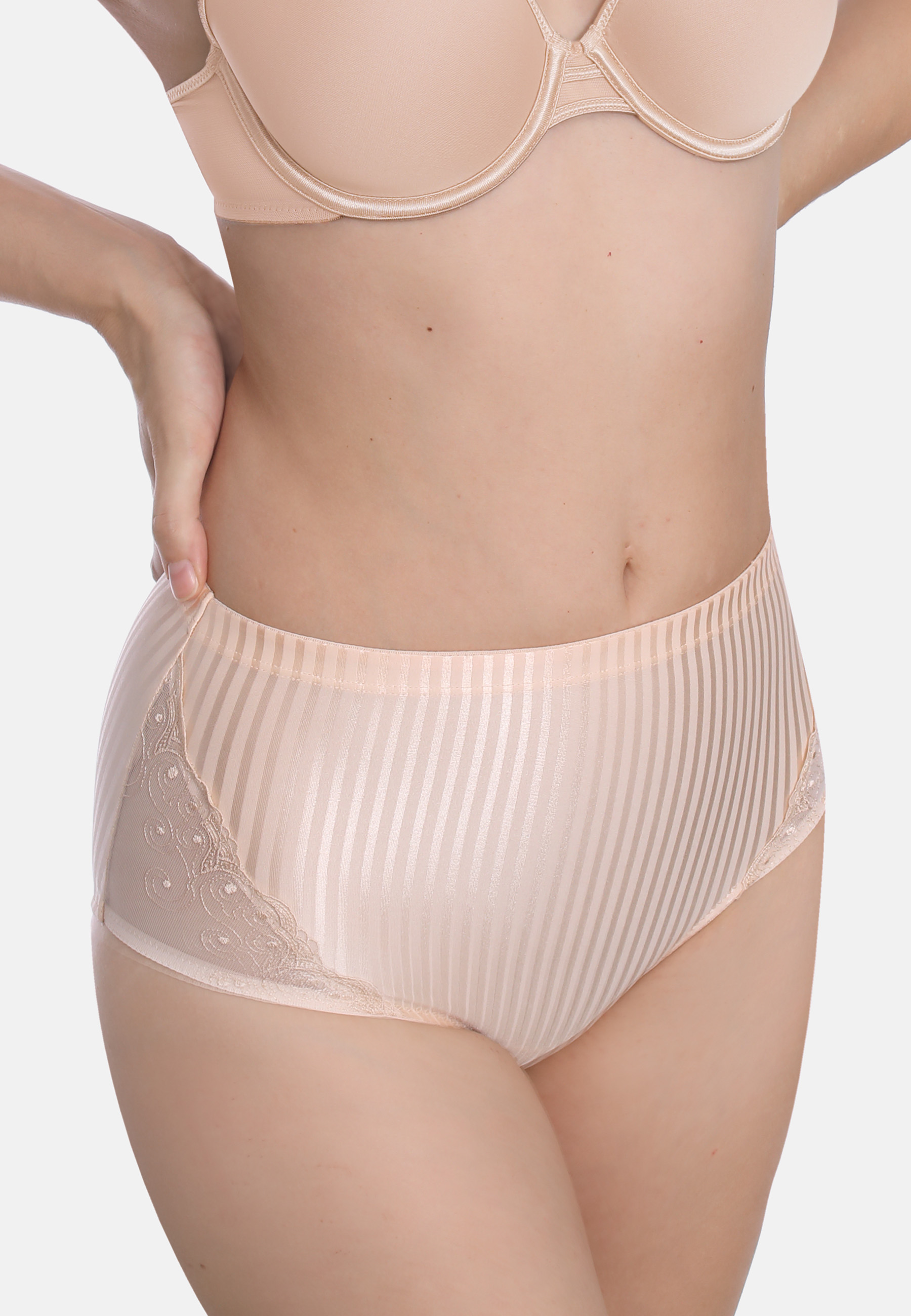 Miederhose 572 Vorderseite