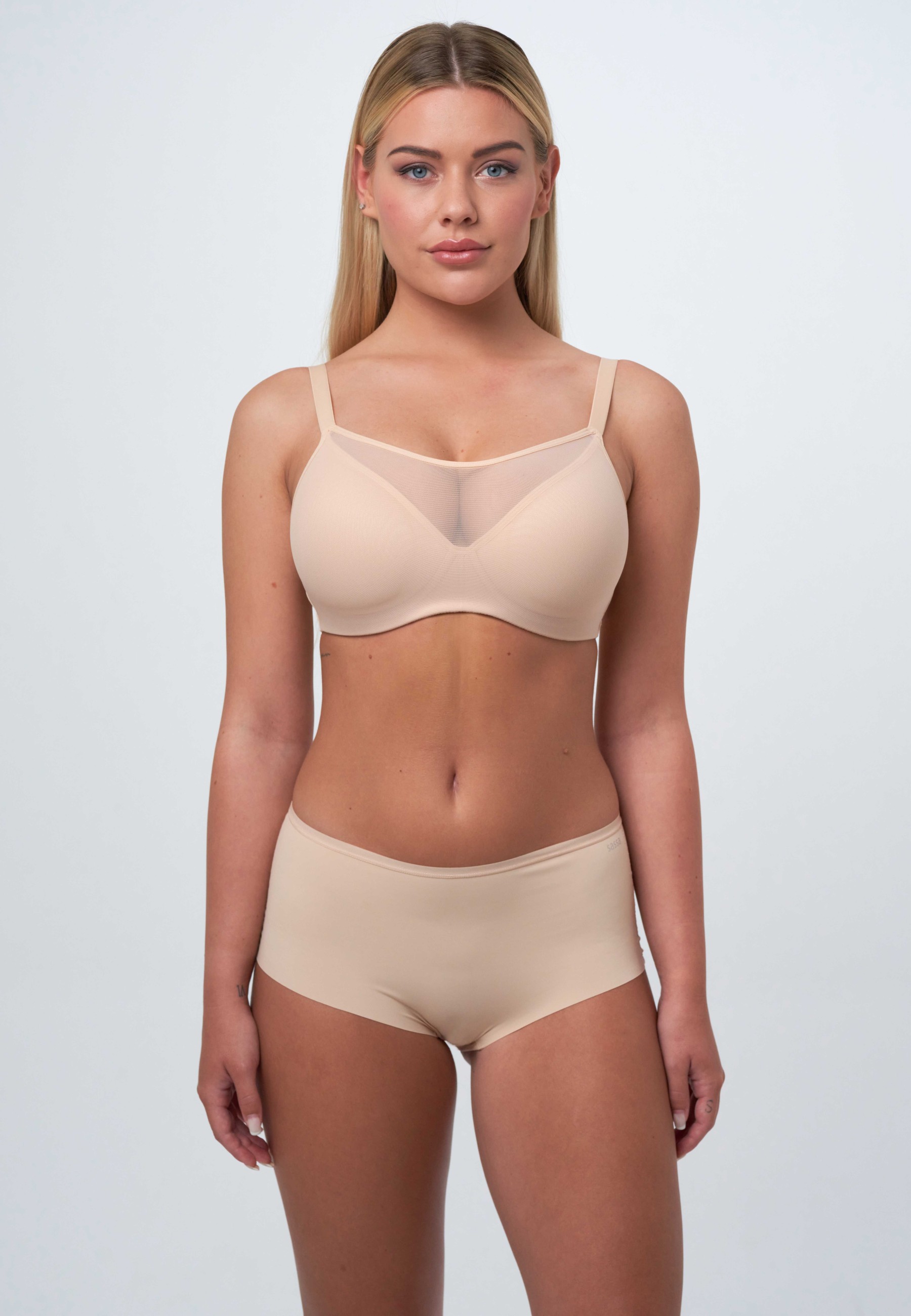 Podprsenka Soft s tylem 6166 Ganzkörper