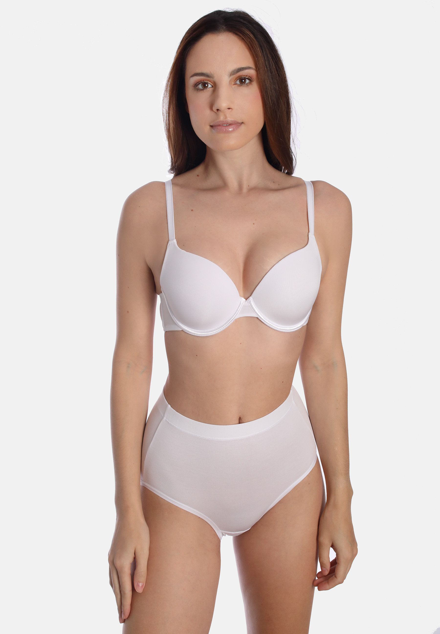 45298100_fbs Hochgeschnittener Maxi Slip aus weichem Modal. Die kompakte Schnittform sorgt für einen guten Halt, angenehmen Tragekomfort und leichten Bauch-Weg-Effekt.Hochgeschnittener Maxi SlipAus angenehm weichem ModalKompakte Schnittform für besten HaltAngenehmer T