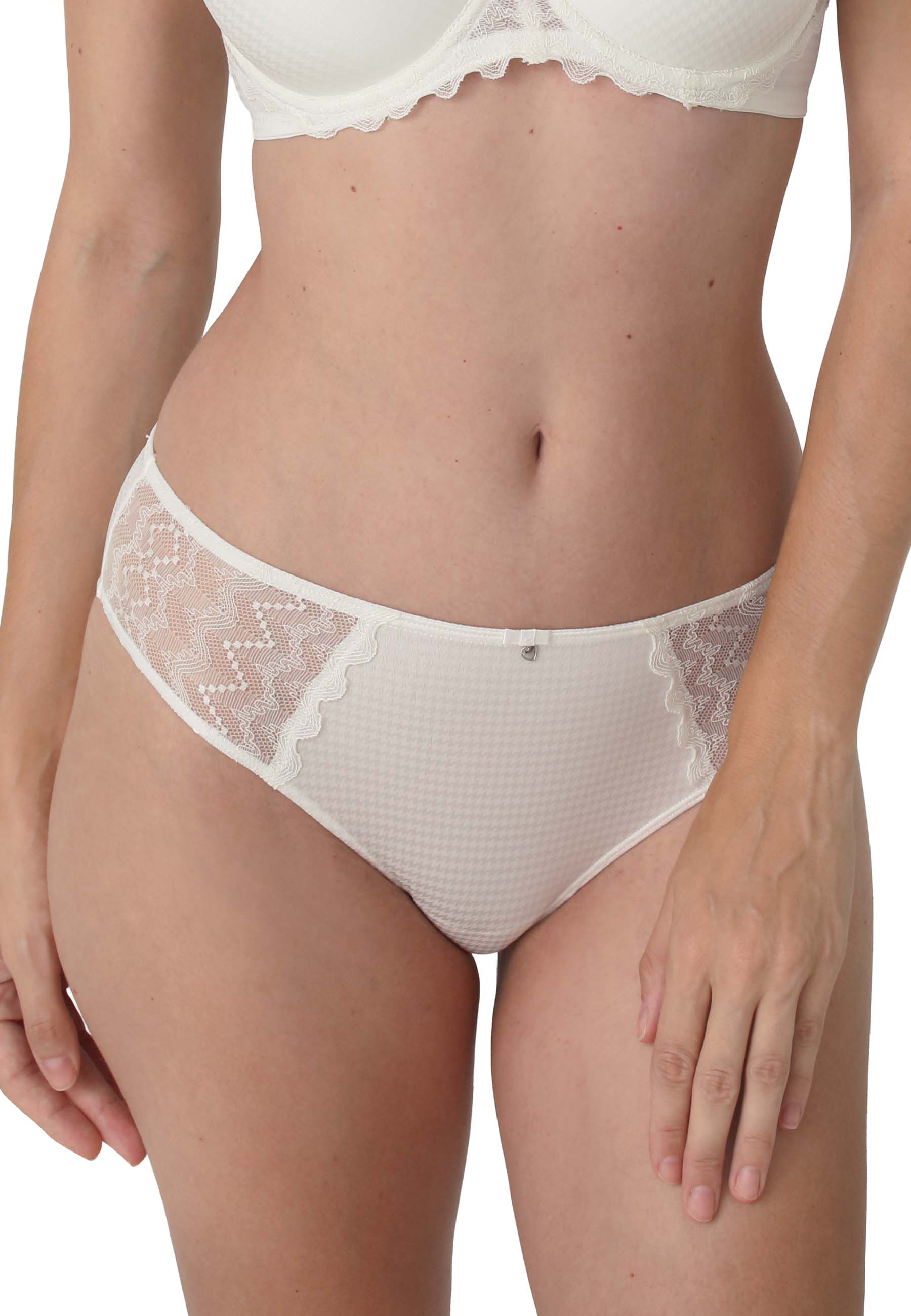 44349S20900038 - ivory